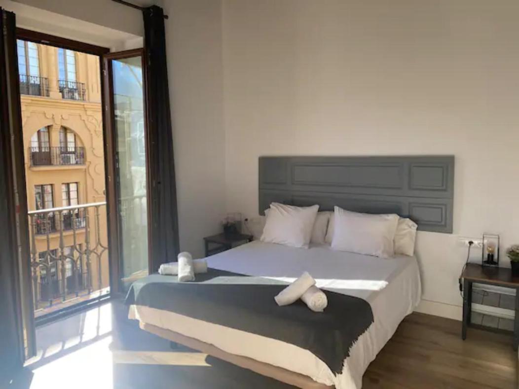 Sevilla Deluxe Suites Экстерьер фото